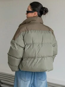 DAZY Áo khoác mùa đông dài tay in chữ khối màu cho nữ - màu xanh lá - Xem 5