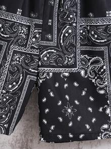 SHEIN Tween Boys' Casual Comfortable Sports Loose Printed Woven Shorts