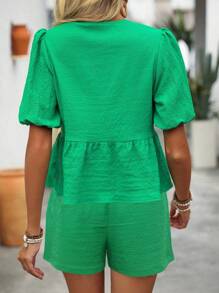 SHEIN LUNE Ladies' Solid Color Simple Casual Short Sleeve T-Shirt And Shorts Set