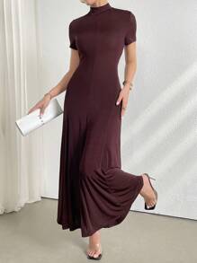 Modelyn Women's Solid Color Simple Daily Short Sleeve Dress - Coffee Brown - View 6