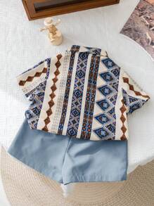 SHEIN Set di 2 pezzi per Bambino/bambina: Maglietta a manica corta con stampa retrò Soft Comfort e Pantaloncini a tinta unita. Progettati per abbigliamento versatile, comodo, alla moda e confortevole adatto all'accademia e al tempo libero - Blu - Visualizzare 2