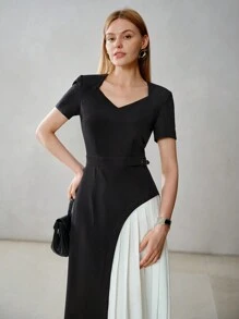 MOTF PREMIUM CLASSY SLIM-FIT CONTRAST PLEATED DRESS - Black and White - View 6