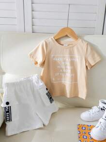 SHEIN Baby Boy/Girl Street Style Letter Printed Workwear Pocket Decorated Color Block Buckle Round Neck Short Sleeve T-Shirt And Shorts Set - Khaki - View 3