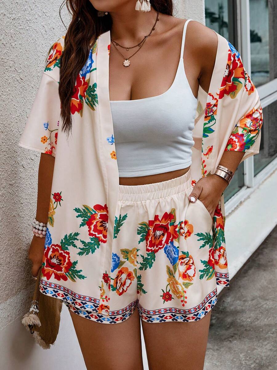 SHEIN Holidaya 女裝大碼休閒2件套裝-隨機花卉印花和服風短袖開衫上衣和短褲 - 杏色 - 查看 1