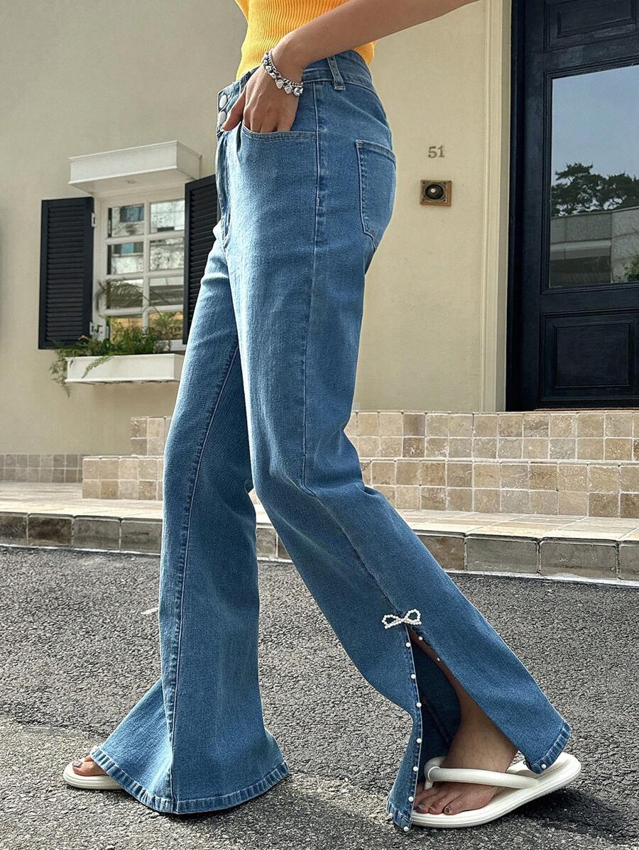 FRIFUL Jean à jambe droite pour femme avec poche latérale, nœud décoratif et ourlet fendu - Bleu azur - Voir 1