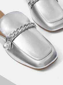 MOTF PREMIUM AND FASHIONABLE WOMEN METAL-LIKE FABRIC SQUARE-TOED FLAT SHOES