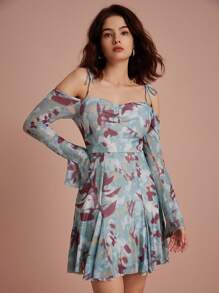GENKIRA Random Printed Sexy Off Shoulder Long Sleeve Dress With Tie Design, European And American Style Fall Cloth For Women - Multicolor - View 5