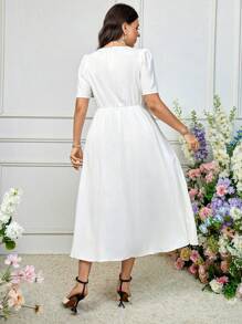 Seusyu Plus Size V-Neck Floral Embroidery Summer Short Sleeve Dress, Arabic - White - View 2