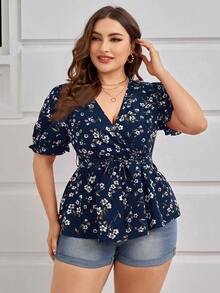 SHEIN Clasi Plus Size V-Neck Cross Wrap Belted Short Sleeve Shirt For Summer - Multicolor - View 4