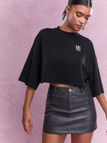 MISSGUIDED Street Embroidered Logo Drop Shoulder Loose Fit Crop T-Shirt - Black - View 1