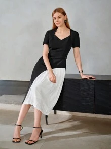 MOTF PREMIUM CLASSY SLIM-FIT CONTRAST PLEATED DRESS - Black and White - View 7
