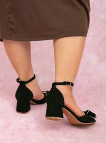 Wide Fit Fashionable Pointed Toe Velvet Party Shoes With Rhinestone Bowknot And Chunky Heels, Black, Plus Size Women's Shoes