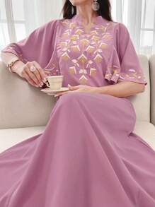 SHEIN Najma 女士花卉刺绣缺口领口荷叶边袖优雅连衣裙 - 粉色 - 查看 6