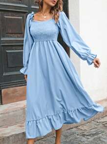 Autumn Smocked Square Neck Flared Dress | Boho Bell Sleeve Ruffle Hem Midi | Casual Elegant Solid Color - 淺藍色 - 查看 1