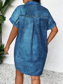 SHEIN Frenchy 大码休闲牛仔效果印花衬衫领连衣裙 - 藍色 - 查看 2