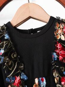 Novo Vestido de Bebê Menina Bordado Elegante Vintage Fofo com Acabamento Franzido e Fechamento de Botão nas Costas, Primavera e Outono - Multicolorido - Visão 3