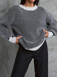 SHEIN Cottnline Women Black And White Sweater - Black and White - View 1