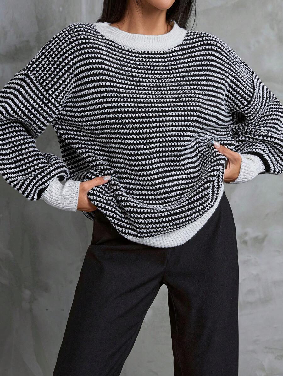 SHEIN Cottnline Women Black And White Sweater - Black and White - View 1