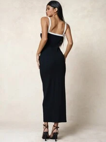 MISSGUIDED Đầm Maxi Viền Gân Thêu Logo Tương Phản - Đen và trắng - Xem 2