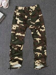 Manfinity Hypemode Men's Camouflage Loose Fit Cargo Pants - Army Green - View 2