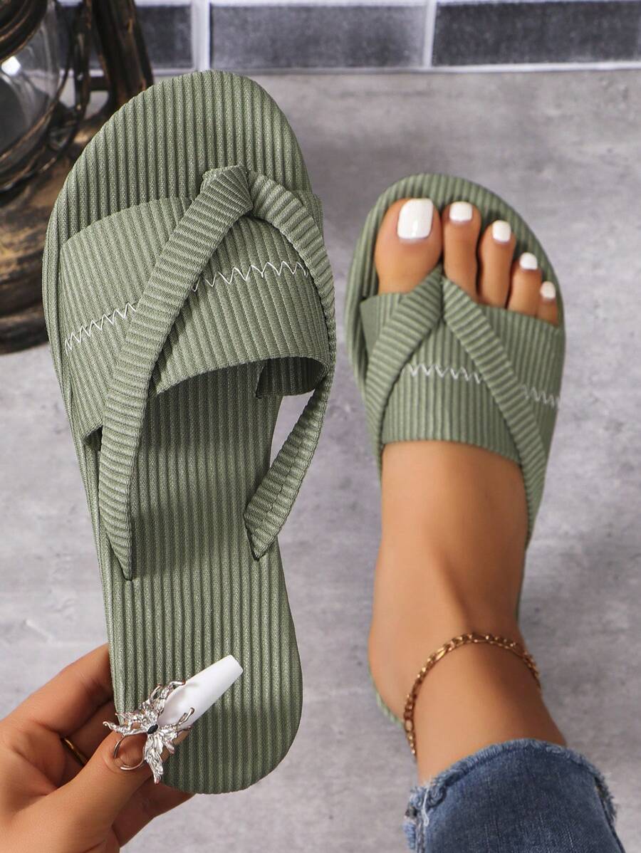 Women's Summer Flat Green Sandals, Comfortable Slip-On Flip Flops - Green - View 1