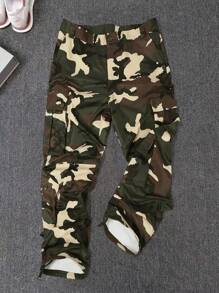 Manfinity Hypemode Men's Camouflage Loose Fit Cargo Pants - Army Green - View 3