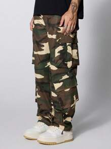 Manfinity Hypemode Men's Camouflage Loose Fit Cargo Pants - Army Green - View 5