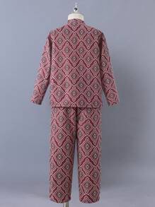Einreihiges Set mit langärmligem Oberteil und Hose für Tween-Jungen