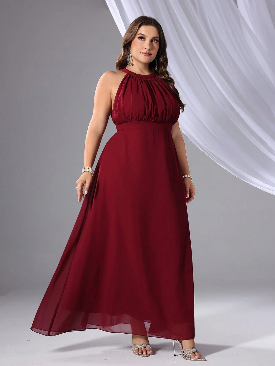 SHEIN Belle Vestido de fiesta elegante de color rojo burdeos talla grande con cuello halter, cintura fruncida - Burdeos - Ver 1