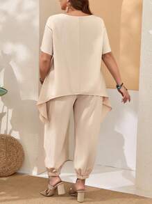 SHEIN CURVE+ Plus Size Women'S Short Sleeve Asymmetrical Hem Top And Bloomers Boho Khaki Two-Piece For Spring