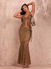 SHEIN BAE 女性夏季綠色純色褶皺無袖短上衣，高分裂側邊和3D花瓣裝飾，非常適合浪漫的海灘假期 - 棕色 - 查看 1