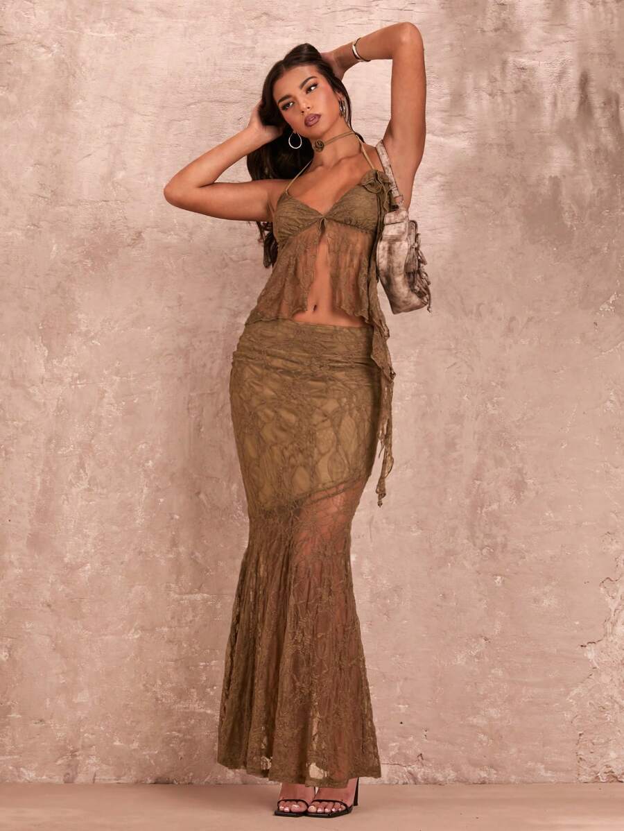 SHEIN BAE 女性夏季綠色純色褶皺無袖短上衣，高分裂側邊和3D花瓣裝飾，非常適合浪漫的海灘假期 - 棕色 - 查看 1