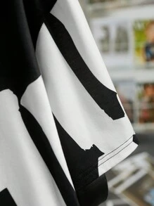 Manfinity Roughcore Herren Sommer Lässig Kurzarm T-Shirt mit Rundhalsausschnitt und Buchstaben Aufdruck - Schwarz - Übersicht 4
