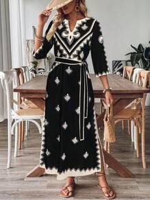 SHEIN LUNE 女式幾何印花V領割線長袖側開叉寬鬆裙，適用於度假