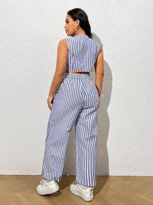 SHEIN EZwear Plus Size Striped Printed Sleeveless V-Neck Casual Jumpsuit With Single-Breasted Button
