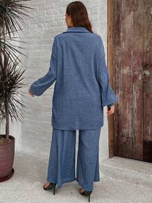 SHEIN LUNE 舒適紋理面料拼色釦領長袖襯衫，搭配有彈性腰身和寬腳褲，大碼2件套裝 - 藍色 - 查看 2