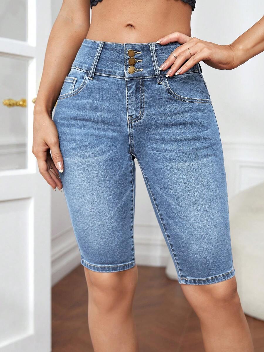SHEIN Essnce Shorts en jean décontractés pour femmes à boutons avant avec poches