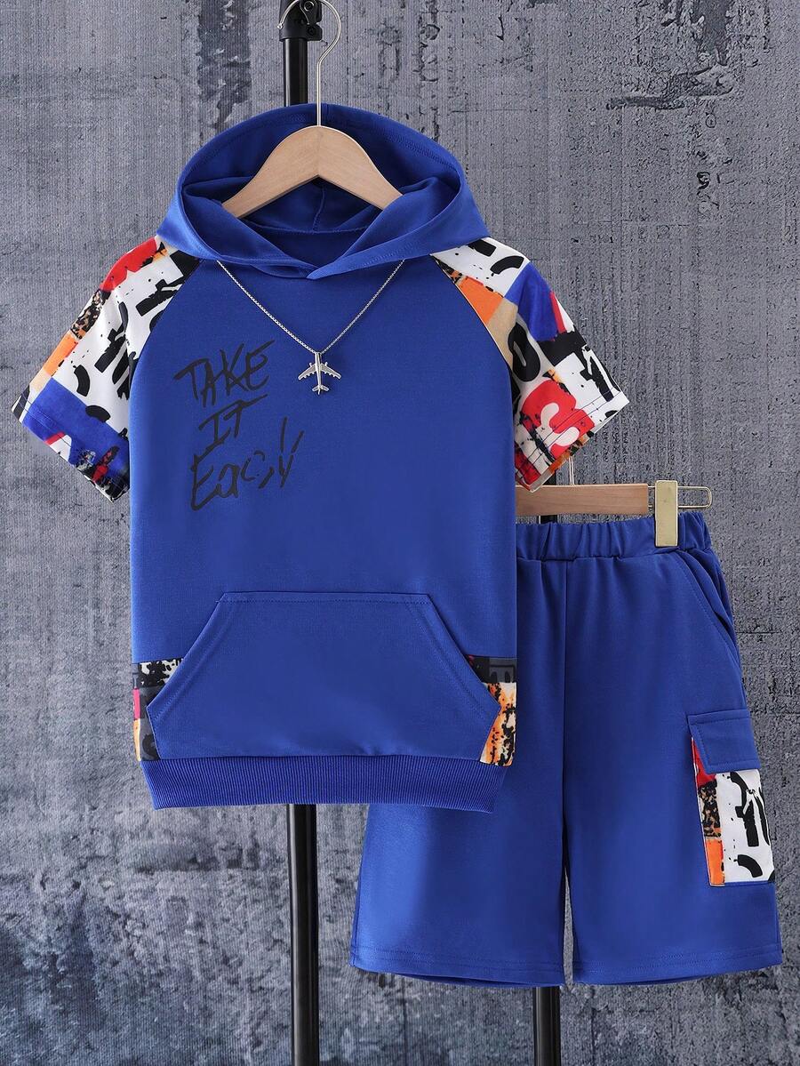 SHEIN トゥイーンボーイ夏のスローガンプリント ラグランスリーブ フーディー トップとカーゴショートスカジュアル2点セットアウトフィット - ブルー - チェックする 1