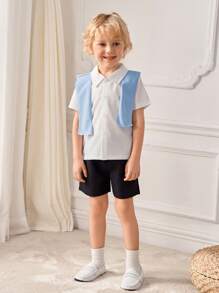 SHEIN 3 buc/set băieți la modă, casual, albastru, pelerina albă, cămașă cu mânecă scurtă și pantaloni scurți de culoare uni, colorat retro clasic, confortabil și la modă, convenabil pentru ieșirile zilnice, răcoritor și versatil, potrivit pentru călătorii și cumpărături, perfect pentru vară