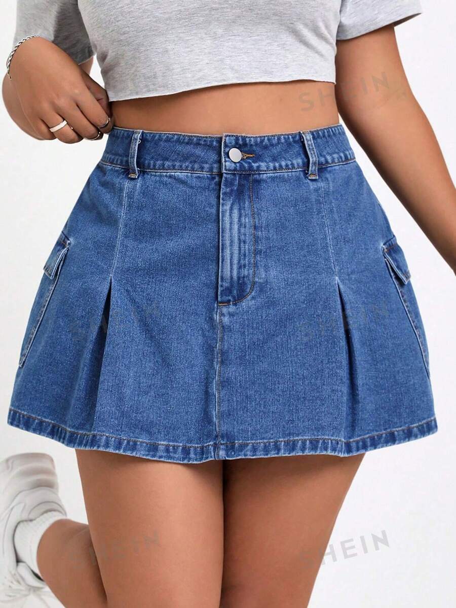 SHEIN EZwear Falda De Mezclilla De Talla Grande Con Pliegues, Detalle De Bolsillos Con Solapa Y Estilo De Carga