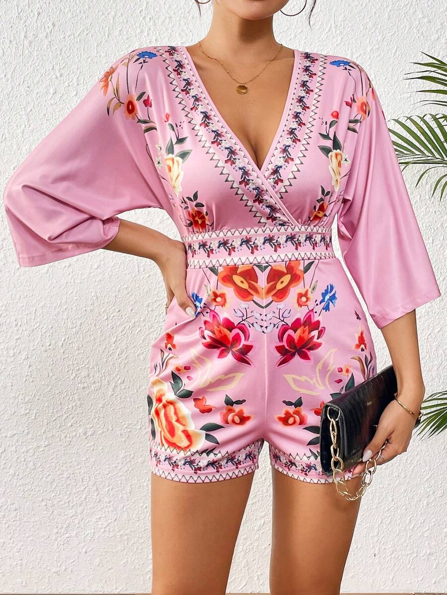 Breezaya Bộ áo liền quần tay cánh dơi cổ chữ V in hoa chồng lên nhau cho kỳ nghỉ - Bụi hồng - Xem 1
