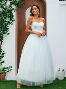 法式闪亮薄纱露肩长款系带婚纱，白色优雅新娘礼服