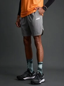 Manfinity Sport Polished Freund Stil Herren Lässig Sport Shorts mit Buchstaben-Muster Taschen, graue Shorts