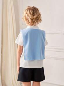SHEIN 3 buc/set băieți la modă, casual, albastru, pelerina albă, cămașă cu mânecă scurtă și pantaloni scurți de culoare uni, colorat retro clasic, confortabil și la modă, convenabil pentru ieșirile zilnice, răcoritor și versatil, potrivit pentru călătorii și cumpărături, perfect pentru vară