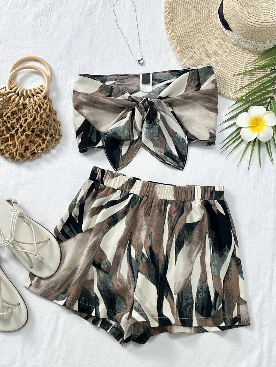 SHEIN VCAY 大码节日梭织印花短款上衣和高腰宽松短裤女式两件套，狂欢节服装，商务休闲女装，波西米亚乡村风格女装，女士沙滩装，女士沙滩装，夏季服装 - 彩色 - 查看 1