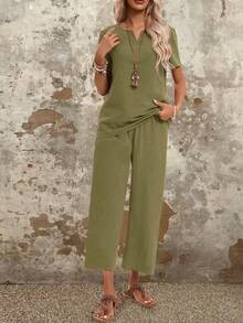 Ensemble 2 pièces en coton pour femmes de couleur unie simple et décontracté style vacances avec haut à manches courtes à encolure en V échancrée et pantalon large - Militaire verte - Voir 3