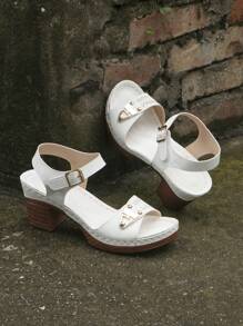 IH2 夏季新款时尚镂空透气女士法式高跟凉鞋，休闲百搭，厚底高跟鞋 - 白色 - 查看 6