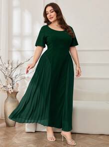 Mulvari Plus Women Solid  Pleated Hem Dress For Summer - Dark Green - View 5