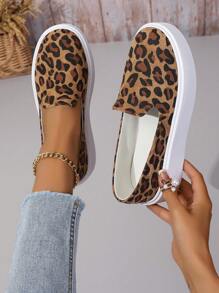 Ladies' Slip-On Loafers, Casual, Orange Sports Shoes, Women's Sports Shoes, Fashionable, Breathable, Large Size, Fabric Design With Breathable Comfortable High Platform, Versatile With Multi-Colored Leopard Print Sports Shoes, Random Color - Multicolor - View 1