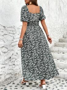 SHEIN VCAY Plus Size Vacation Style Long Floral Dress With Bubble Sleeves And Cinched Waist - Black - View 2